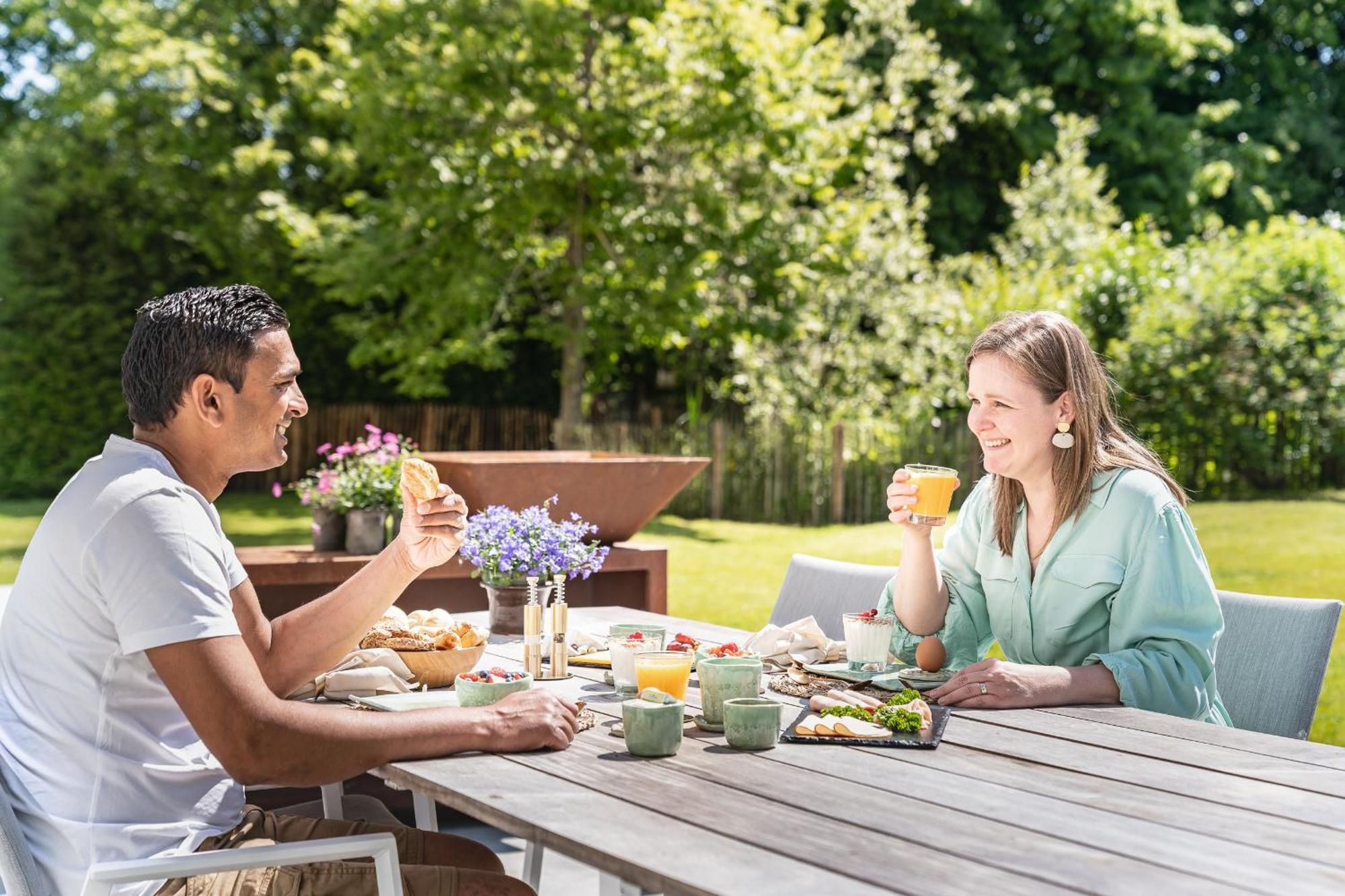 Bed and Breakfast De Gulle Beemden Hulshout Esterno foto