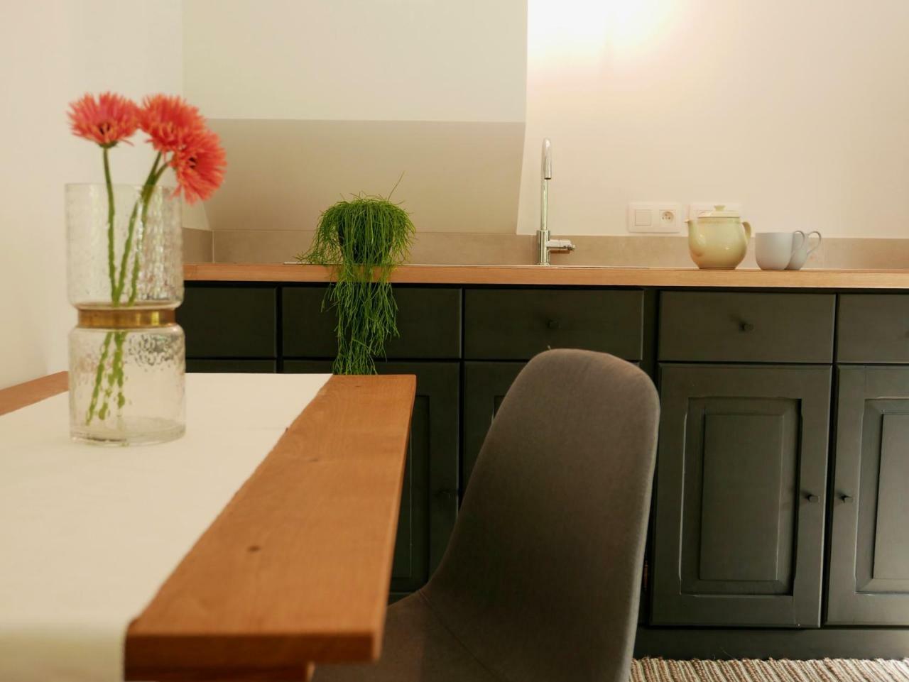 Bed and Breakfast De Gulle Beemden Hulshout Esterno foto